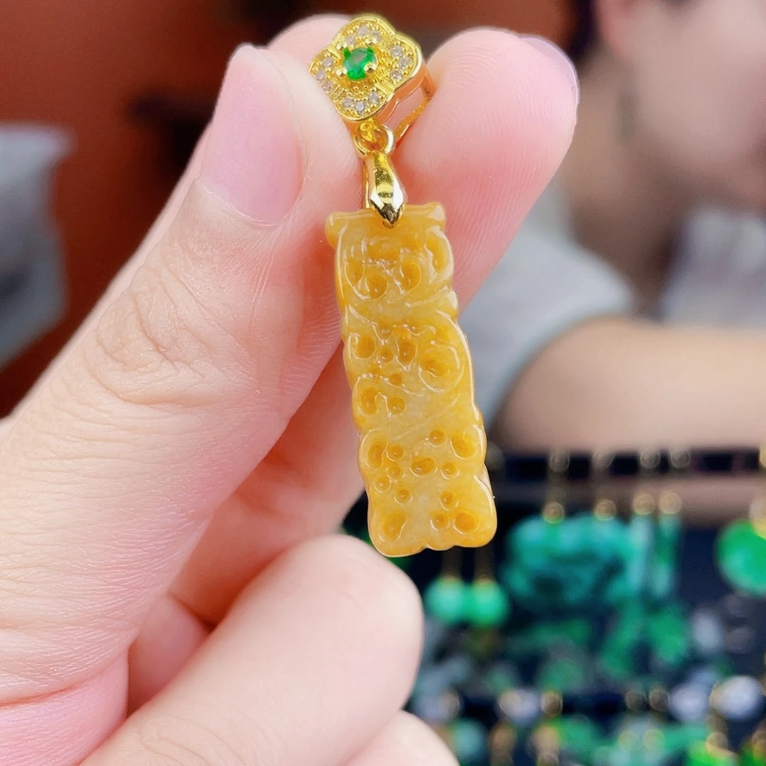 翡翠未镶嵌耳饰饰品