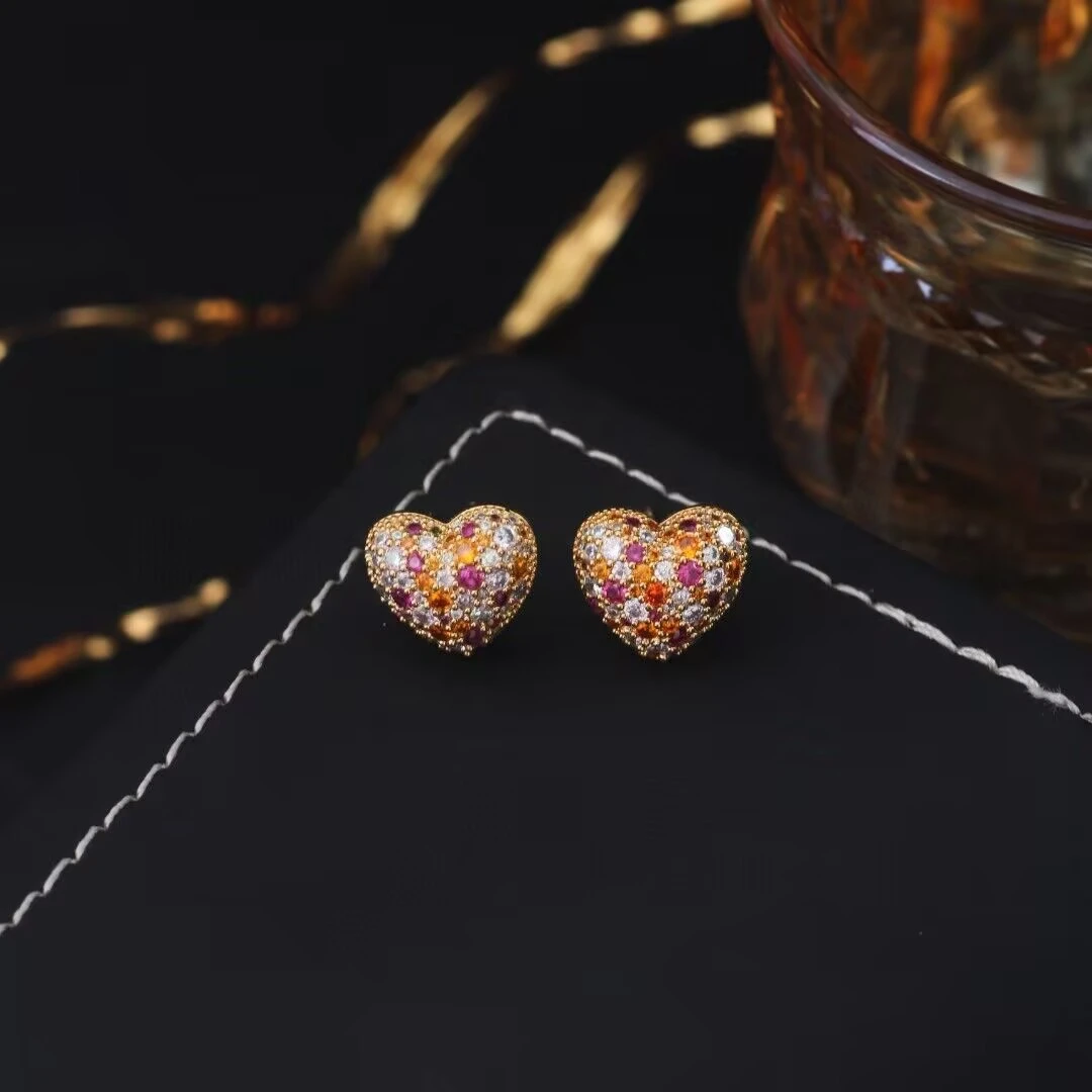 铜合金耳饰 《货号8168》 彩色桃心耳钉