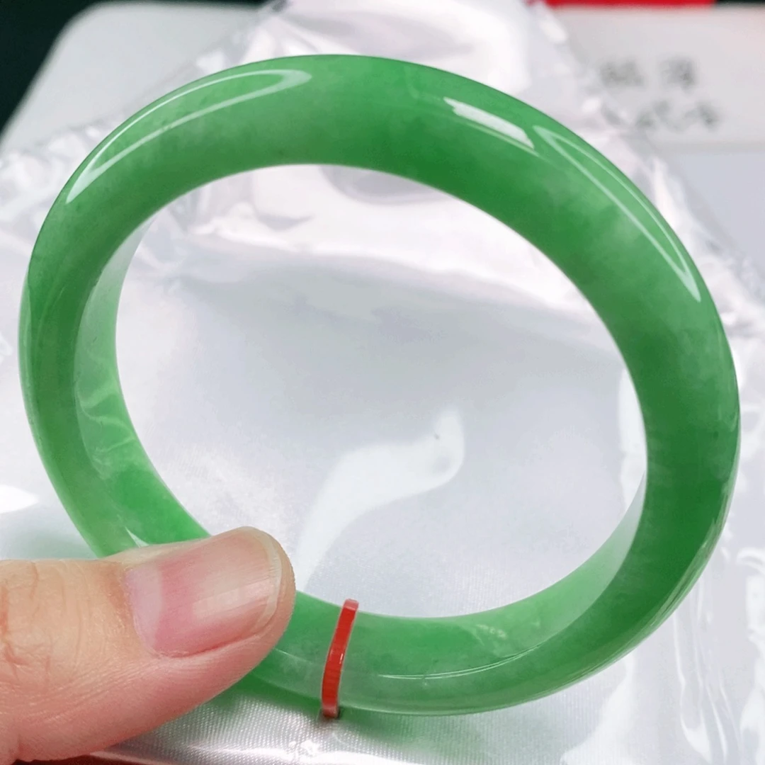 未镶嵌手镯翡翠57圈口毕业闭眼冲