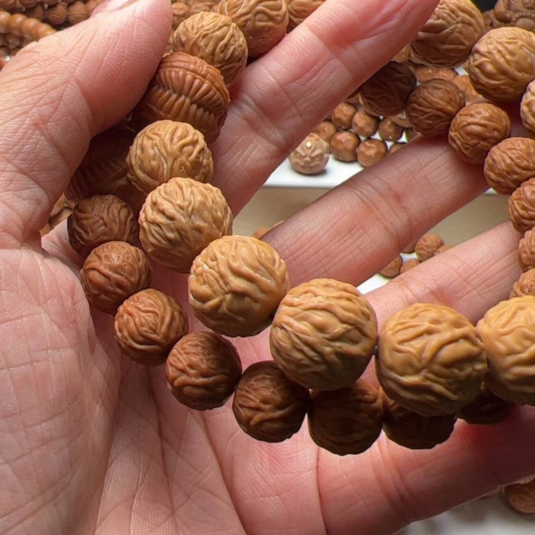 猴头核桃手串?**叔毒液头漏眼