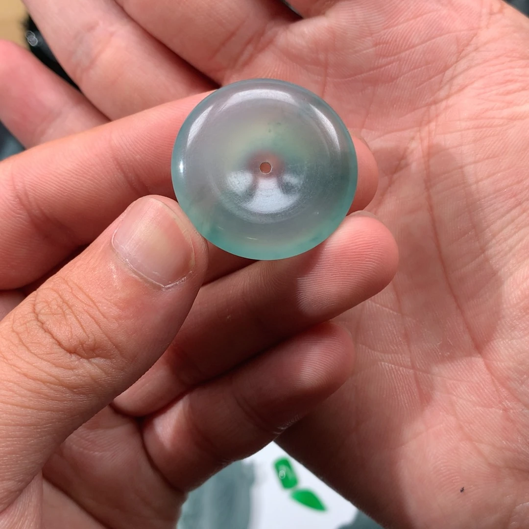 定制翡翠未镶嵌突*