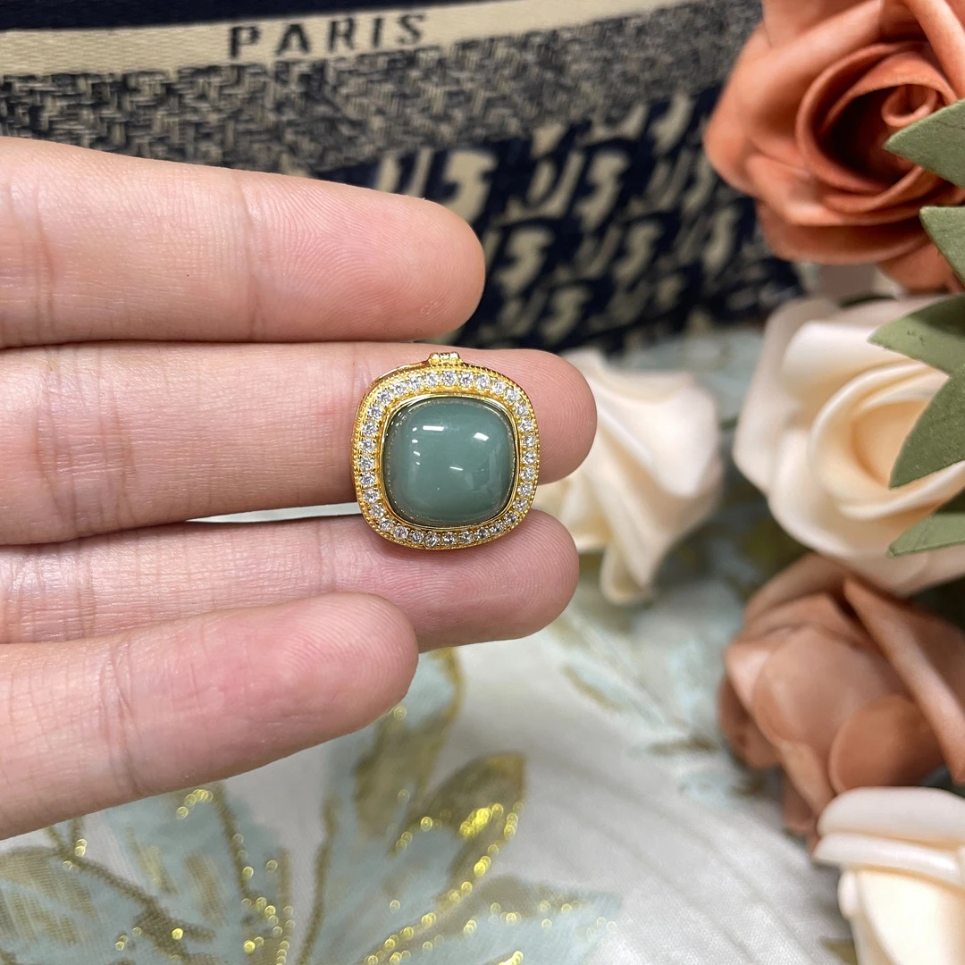 【凰一品】和田玉鸭蛋青方行吊坠s925 配皮绳