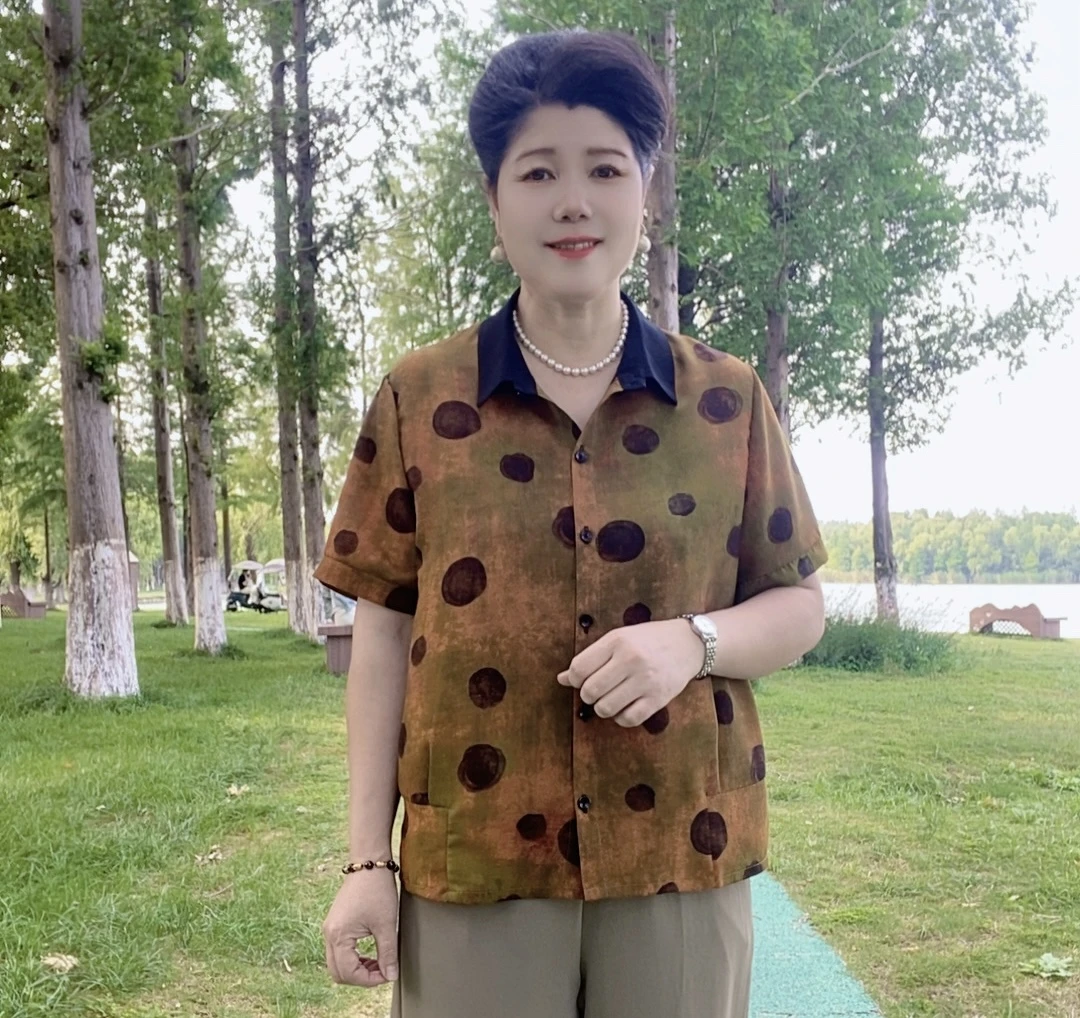 纽扣碎花POLO领时尚中老年女装花色小衫衬衫雪纺衫