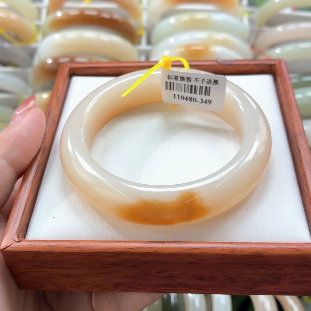 和田玉手镯未镶嵌54.8