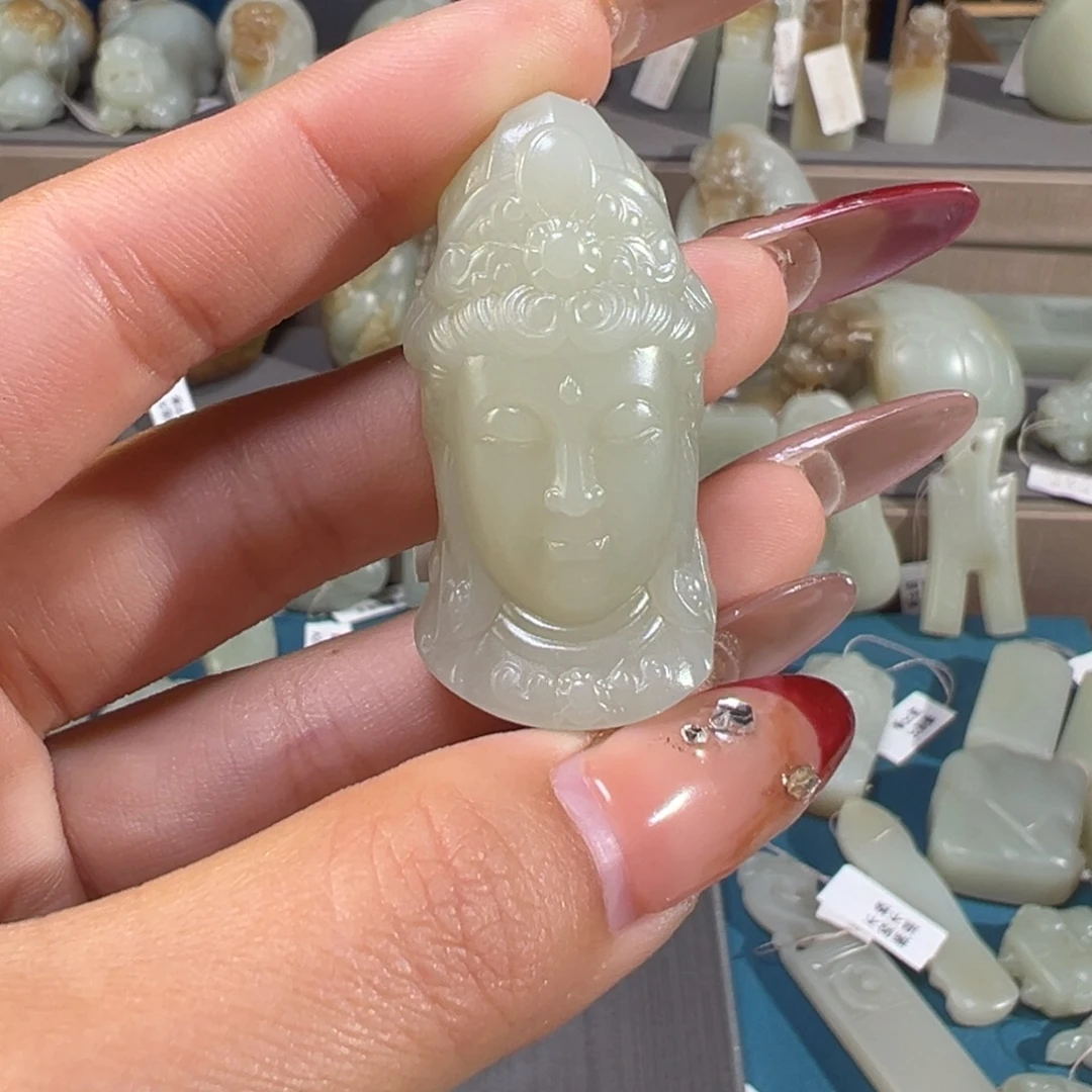 和田玉（糖玉）未镶嵌颈饰