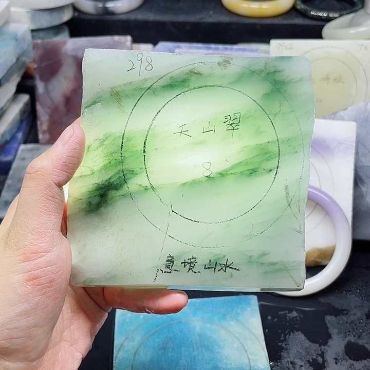 未镶嵌手镯石英质玉定制