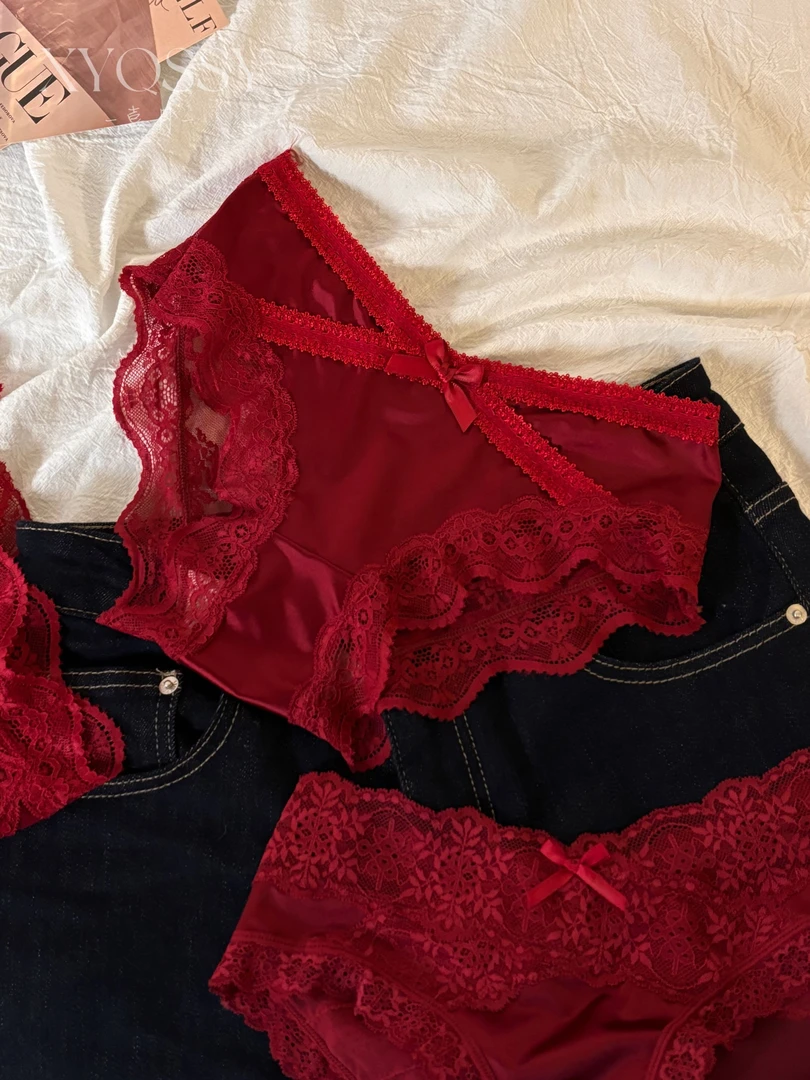醉红晨曦安哥拉本命年红蕾丝内裤女高级感纯欲性感镂空缎面三角裤