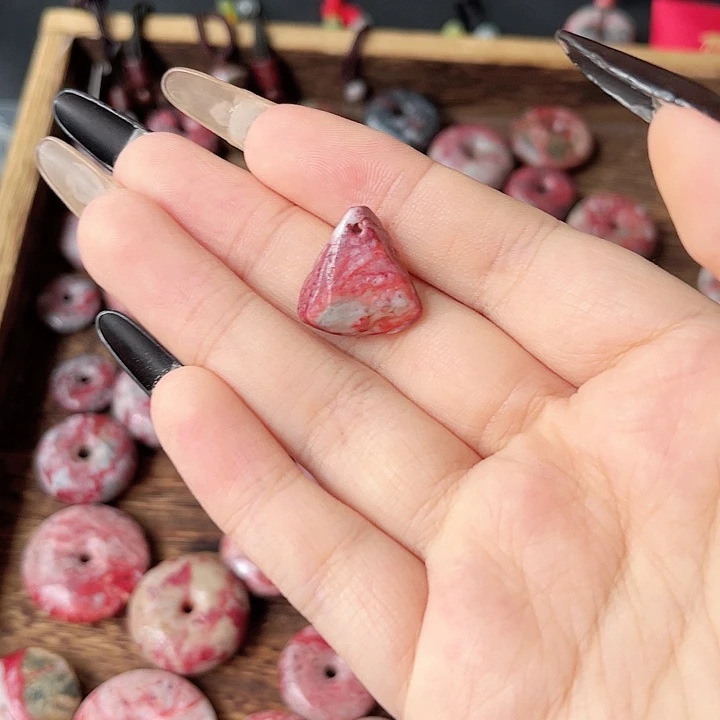 天然辰砂随性吊坠福利款