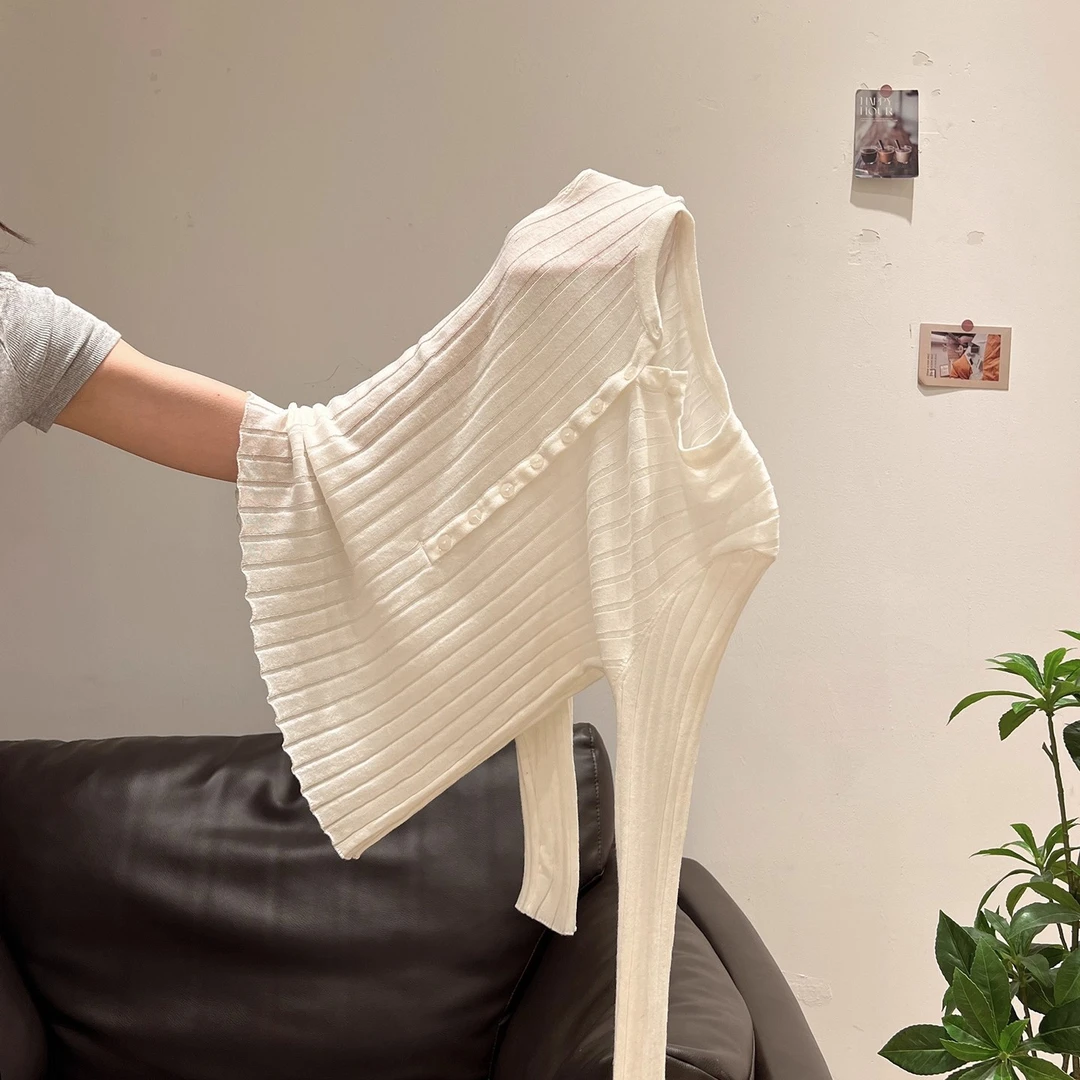 韩系时尚圆领坑条针织衫2025秋季新款修身显瘦内搭打底衫女长袖