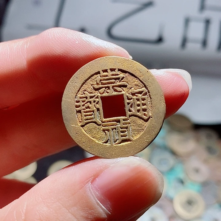 小陈小陈  手机工艺品挂件  566