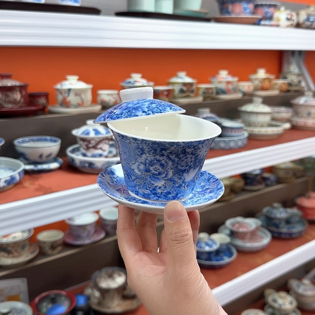 瓷片哦哦哦呜呜咯咯哦考虑