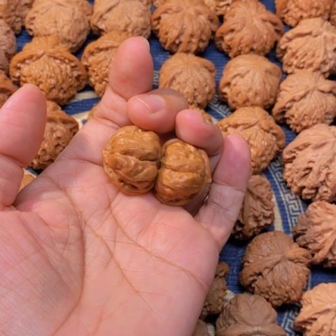 【闪购商品】吊坠文玩核桃A*~蛙蛙27