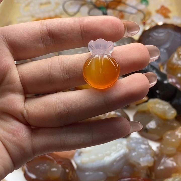 玛瑙/玉髓未镶嵌颈饰