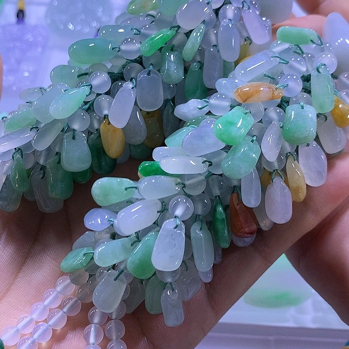 翡翠未镶嵌颈饰天然翡翠A货车挂多样性发货发其一