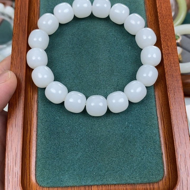 手串未镶嵌和田玉M****n