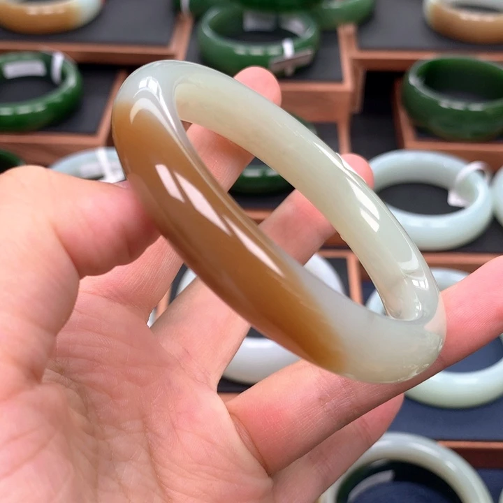 未镶嵌手镯和田玉57