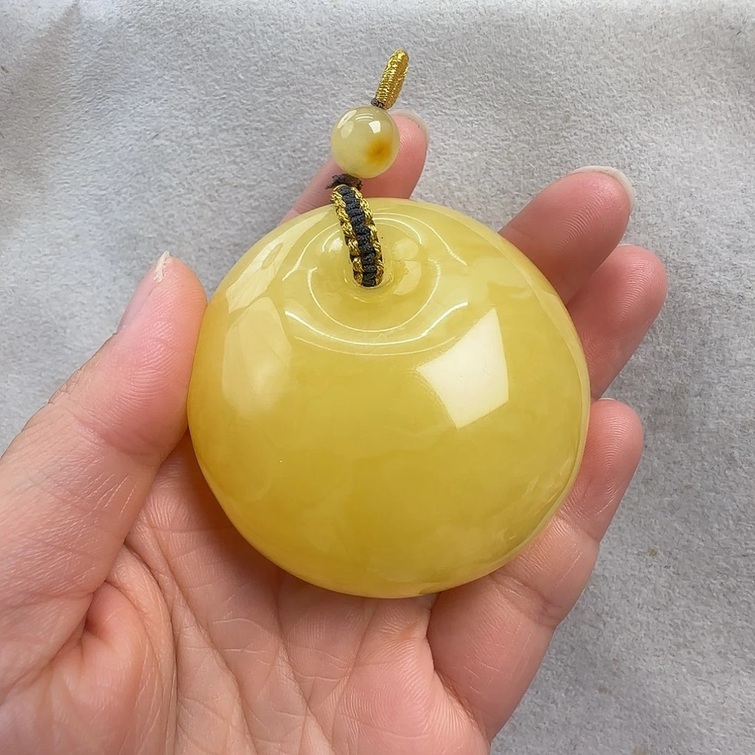 蜜蜡未镶嵌珠宝奇石