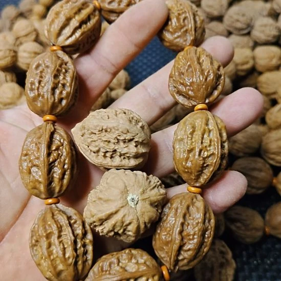 玩***志木质类纯野生山核桃