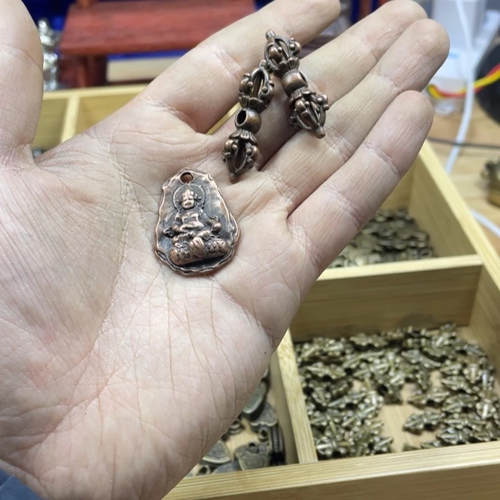 藏传紫利马3个福利小元素