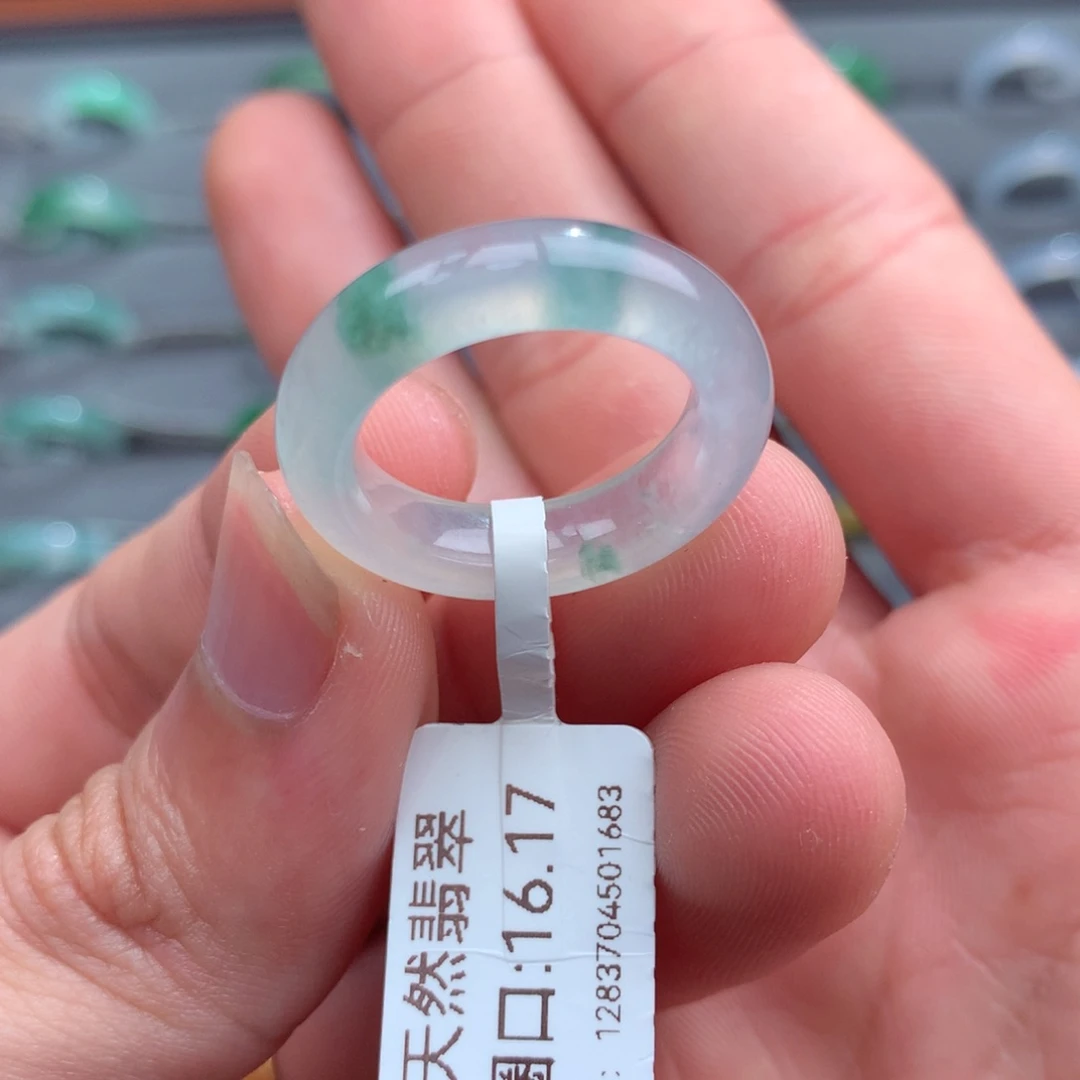 翡翠戒指未镶嵌天然