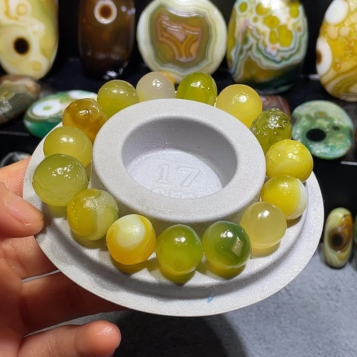 玛瑙/玉髓未镶嵌珠宝奇石