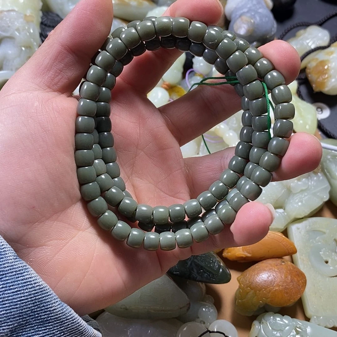 和田玉（糖玉）挂件未镶嵌芝*士