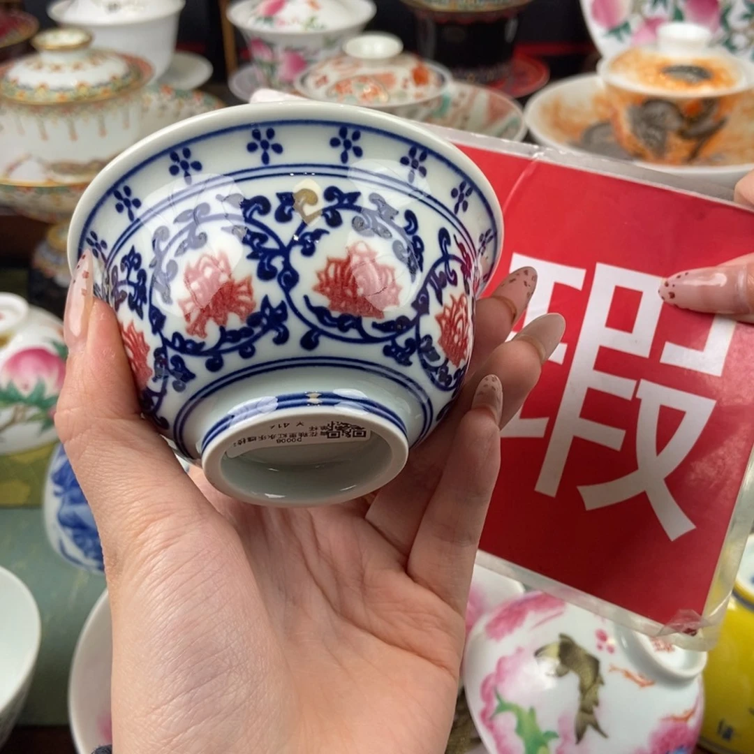 陶瓷的设计师是一个非常