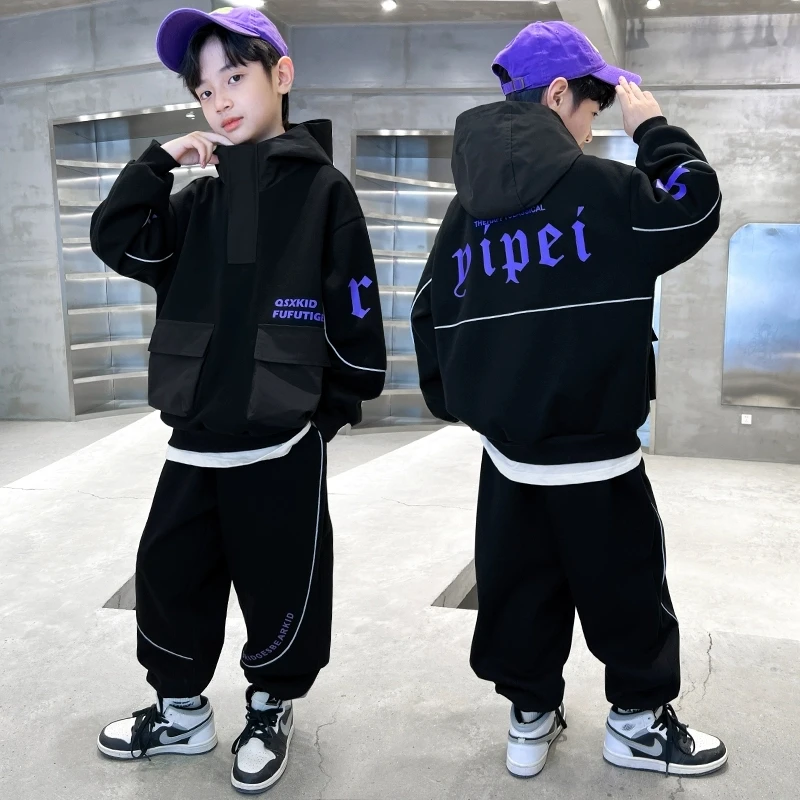 男童春秋装套装2025新款男孩酷帅卫衣中大童秋季运动韩版两件套潮