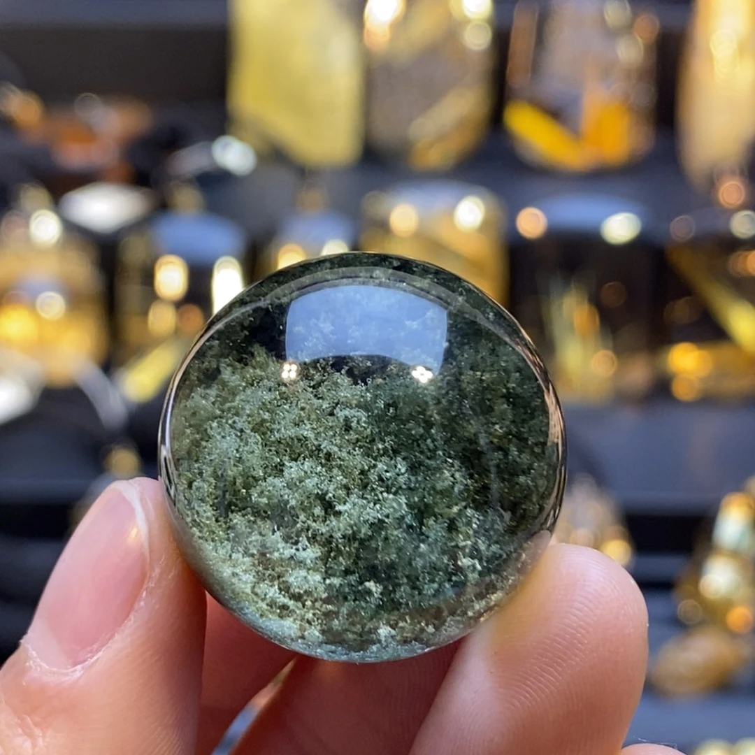 水晶球未镶嵌R****D天然绿幽灵球