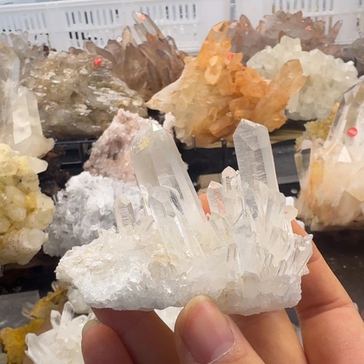 未镶嵌水晶珠宝半成品