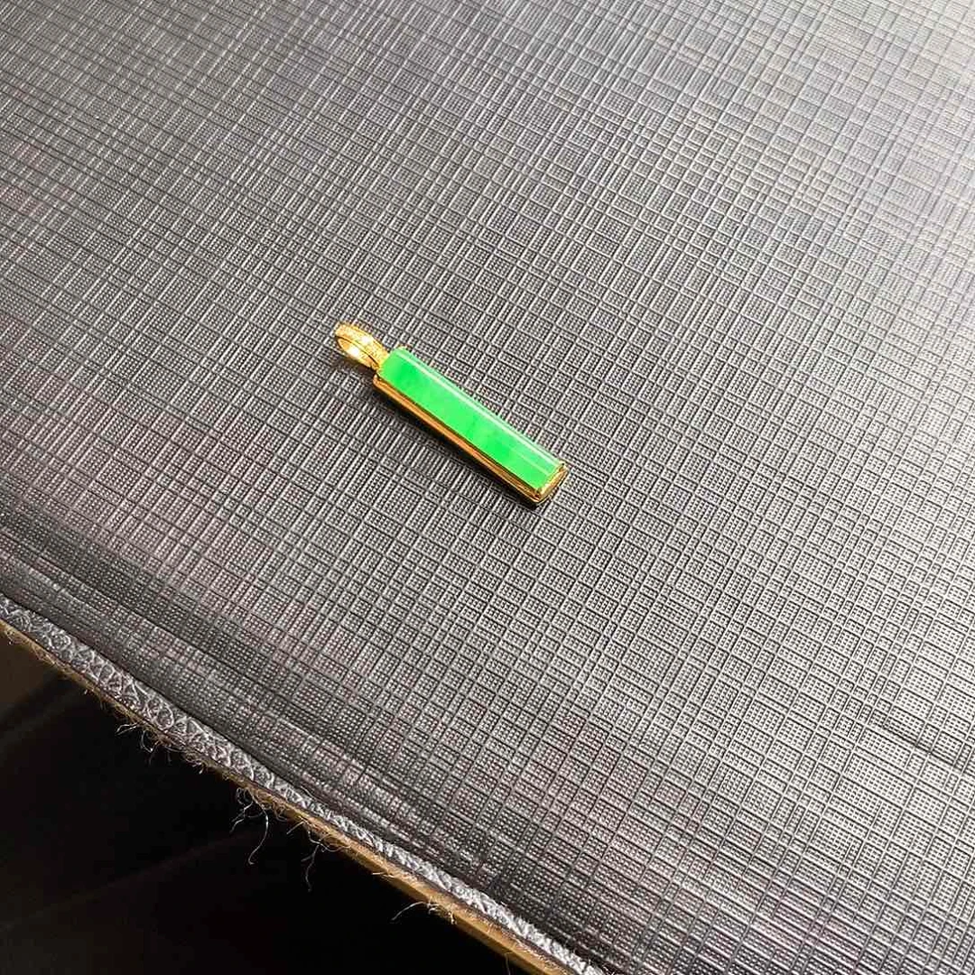 翡翠颈饰18K金镶嵌栗*糖翡翠