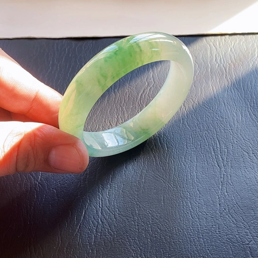 未镶嵌手镯翡翠翡翠手镯