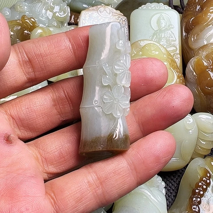 和田玉未镶嵌吊坠(不含链)