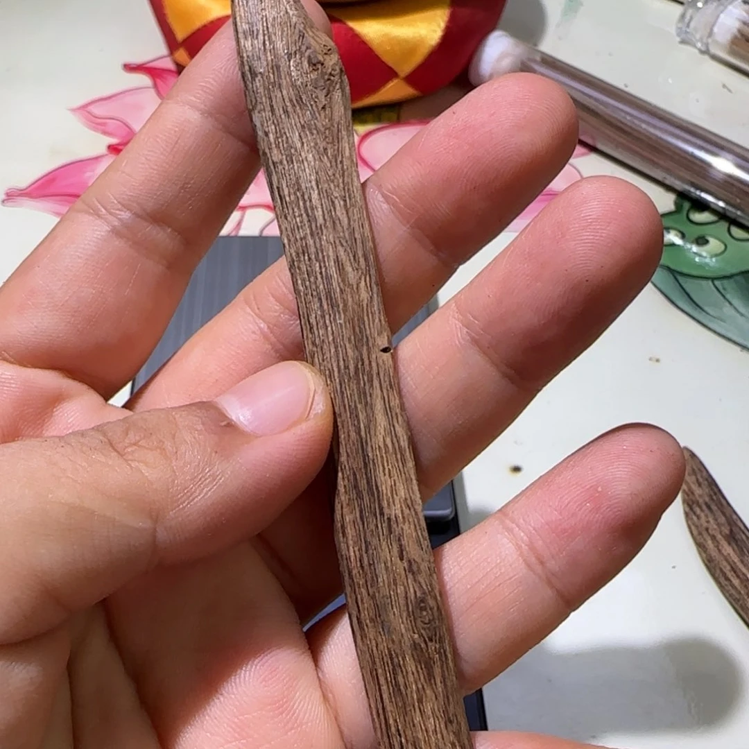 【闪购商品】沉香碎屑沉香菩萨奇金丝树心油3.96克
