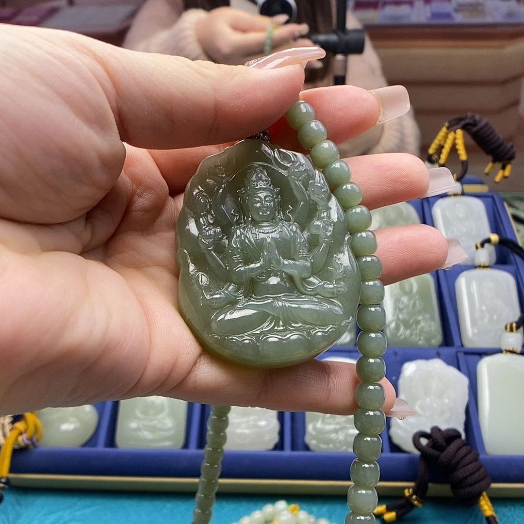 和田玉颈饰未镶嵌0**?