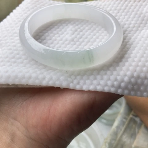 橙***子石英质玉（金丝玉）未镶嵌手镯