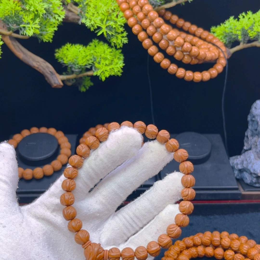 逛***街吊坠桃核野生桃核