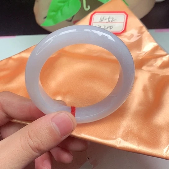翡翠手镯未镶嵌正圈073