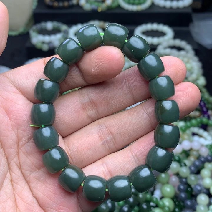 和田玉未镶嵌手串