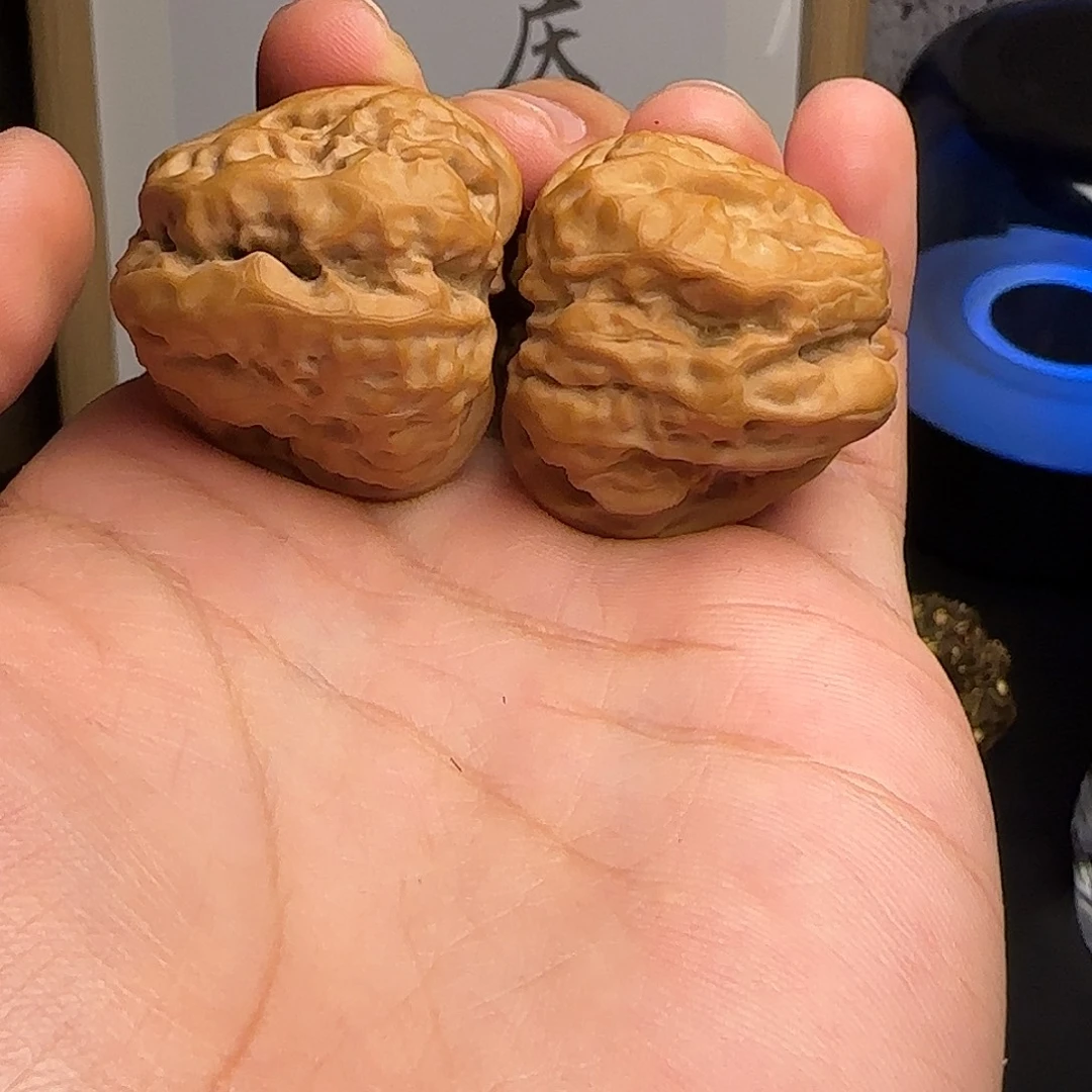 梵***生37乘41蛤蟆头白茶红皮