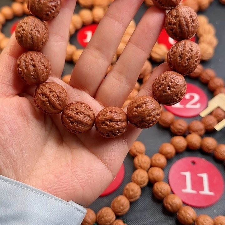 文玩核桃手串红皮八棱西瓜