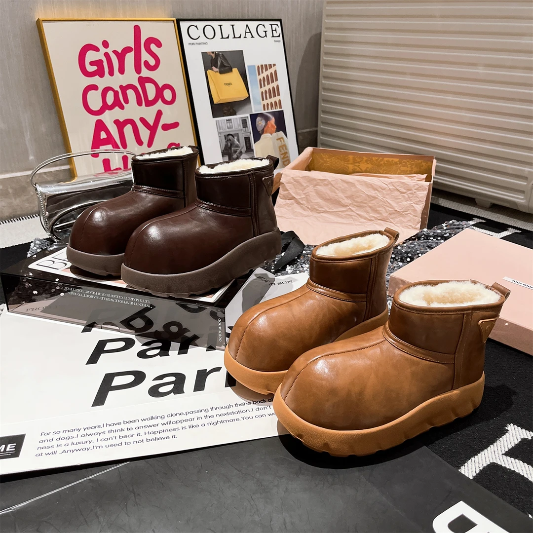 【霜】欧货2025年厚底松糕大头卡皮巴拉丑萌面包鞋皮面雪地棉靴女