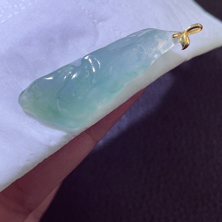 颈饰18K金镶嵌翡翠翡翠
