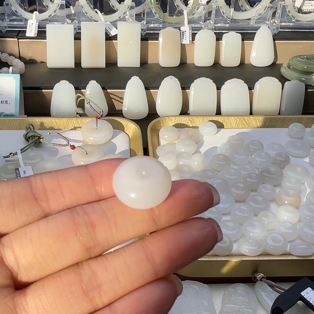 波***雅和田玉未镶嵌颈饰