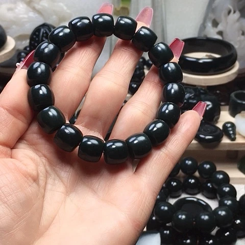 未镶嵌手串和田玉