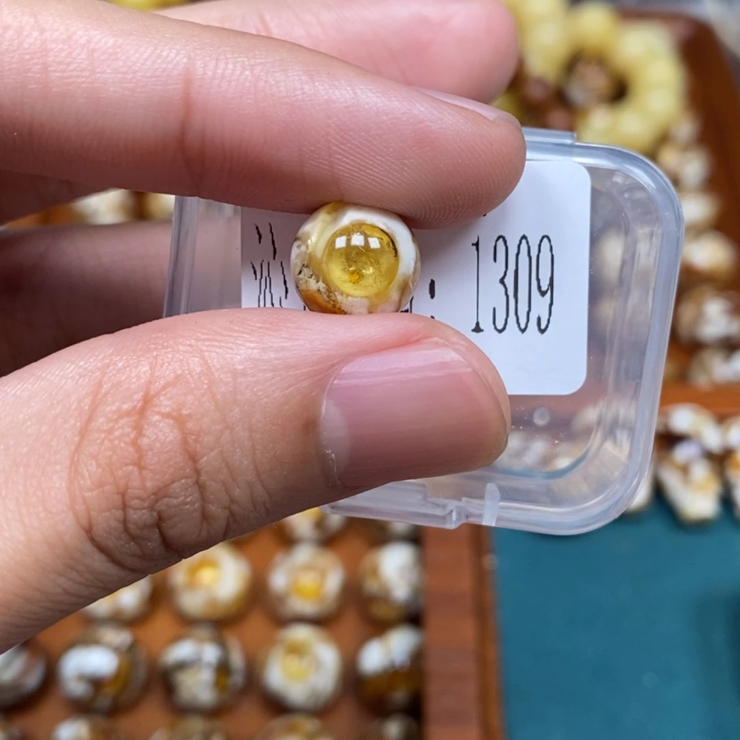 猴头核桃把件沁色圆珠老型1309