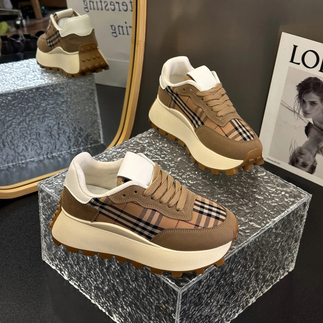 7+QR复古小众厚底锯齿防滑格子布阿甘休闲鞋 MLX-212