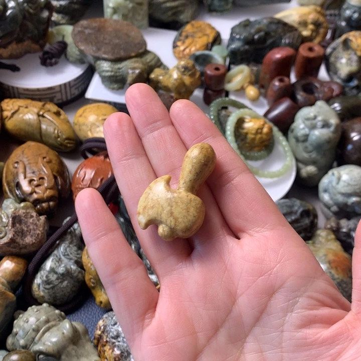 岫岩河磨玉（透闪石质玉）手链未镶嵌风*