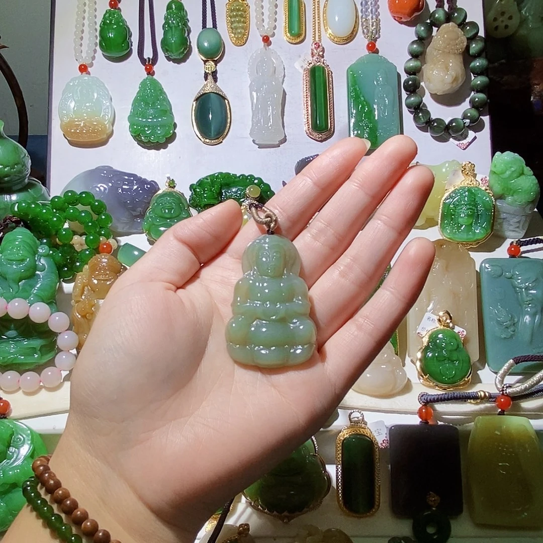 和田玉未镶嵌颈饰