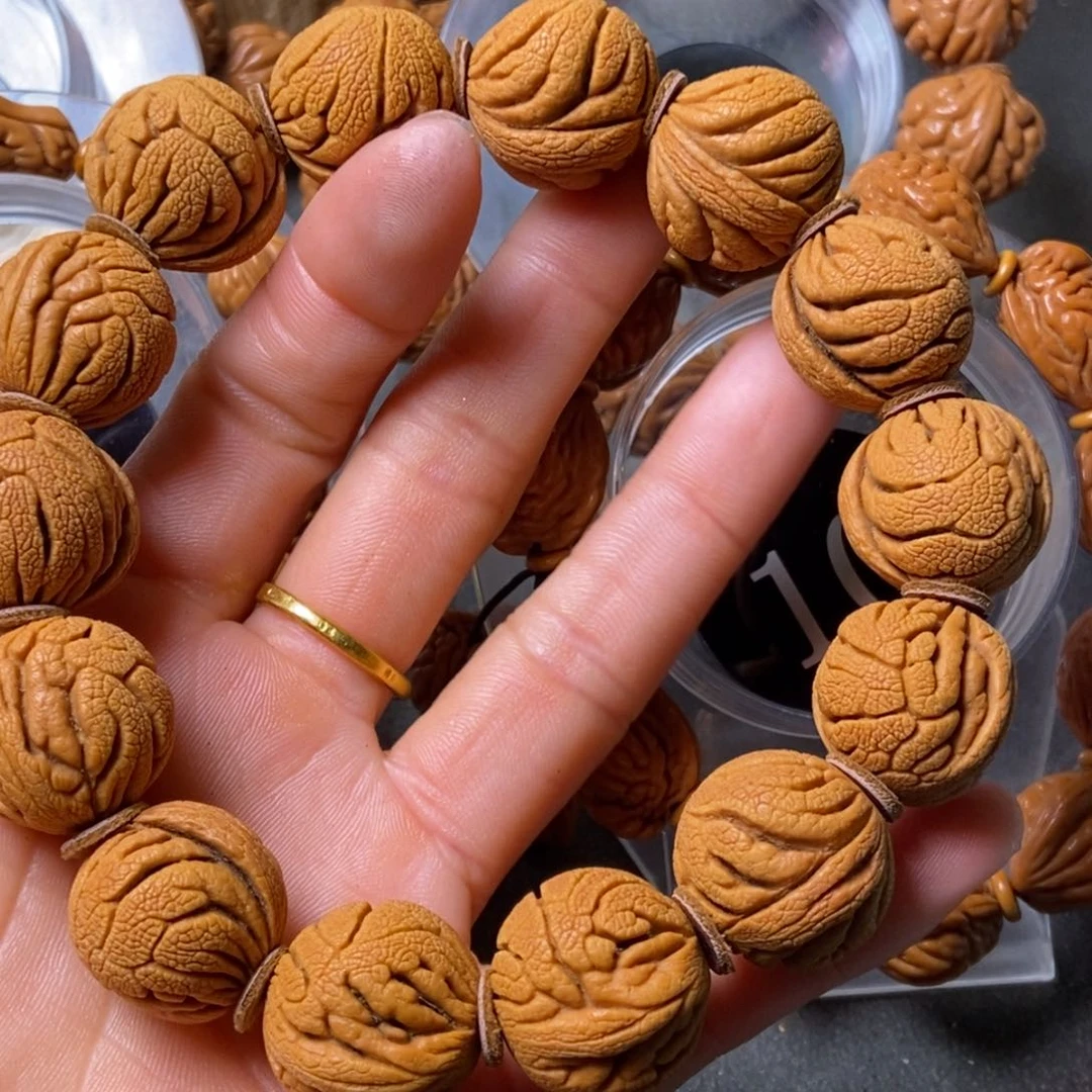 吊坠桃核陕西秦岭山桃核